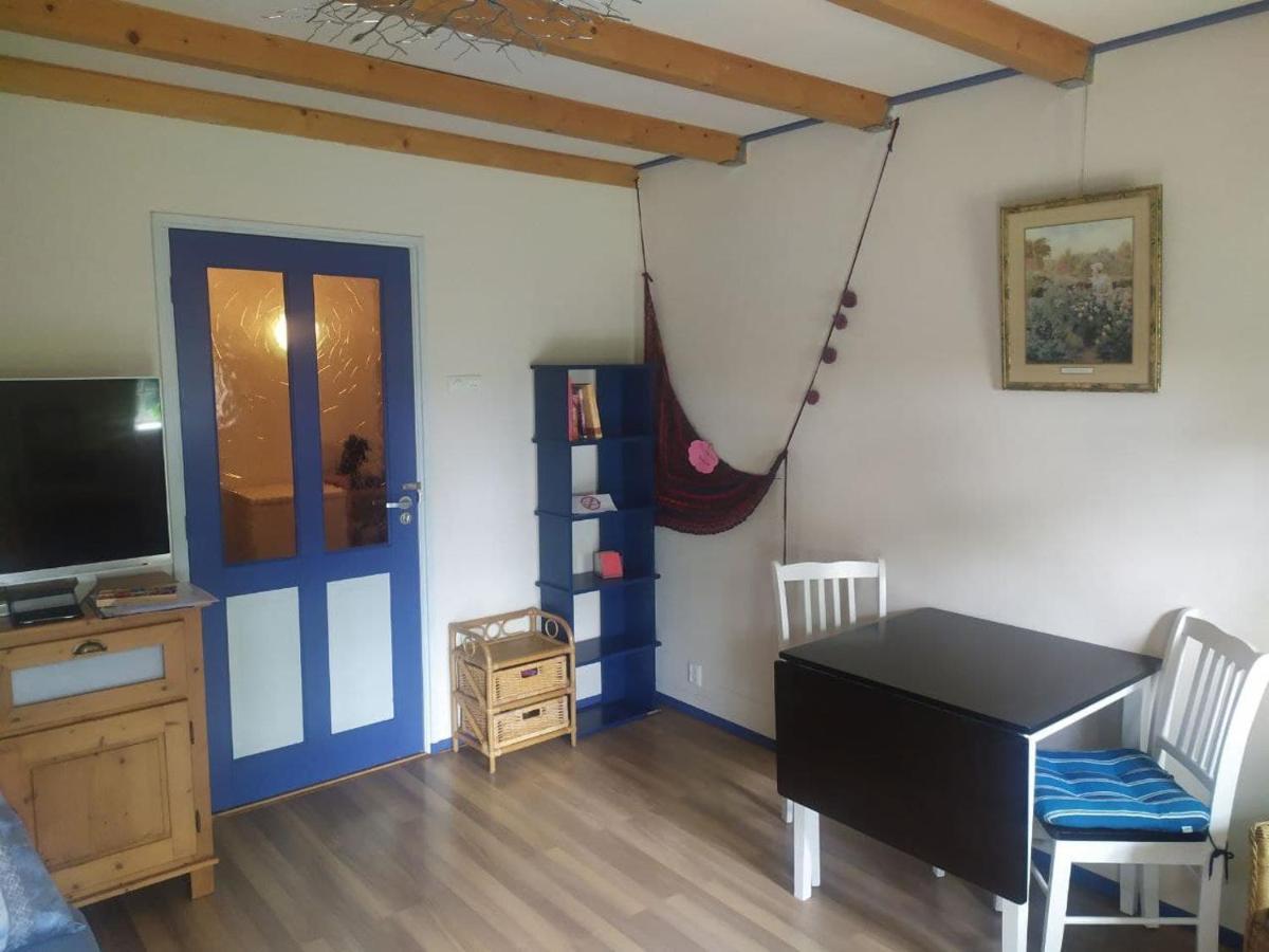 Logeerruimte In Gerenoveerde Boerderij In Wachtum Apartment ภายนอก รูปภาพ