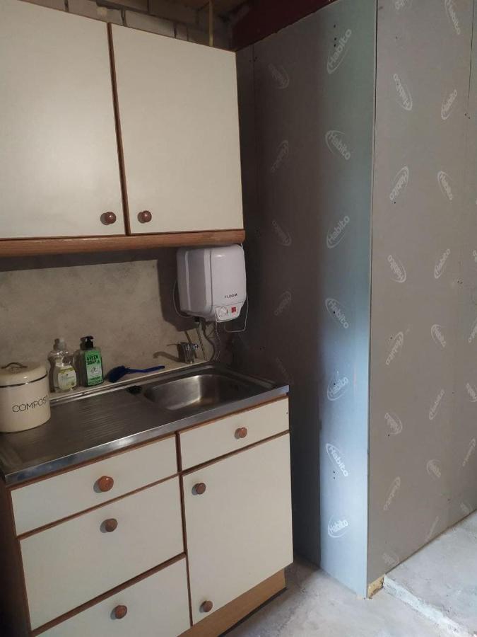 Logeerruimte In Gerenoveerde Boerderij In Wachtum Apartment ภายนอก รูปภาพ